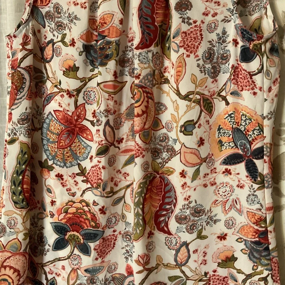 LOFT Floral Sleeveless Blouse - Maroon and Blue - Picture 2 of 6